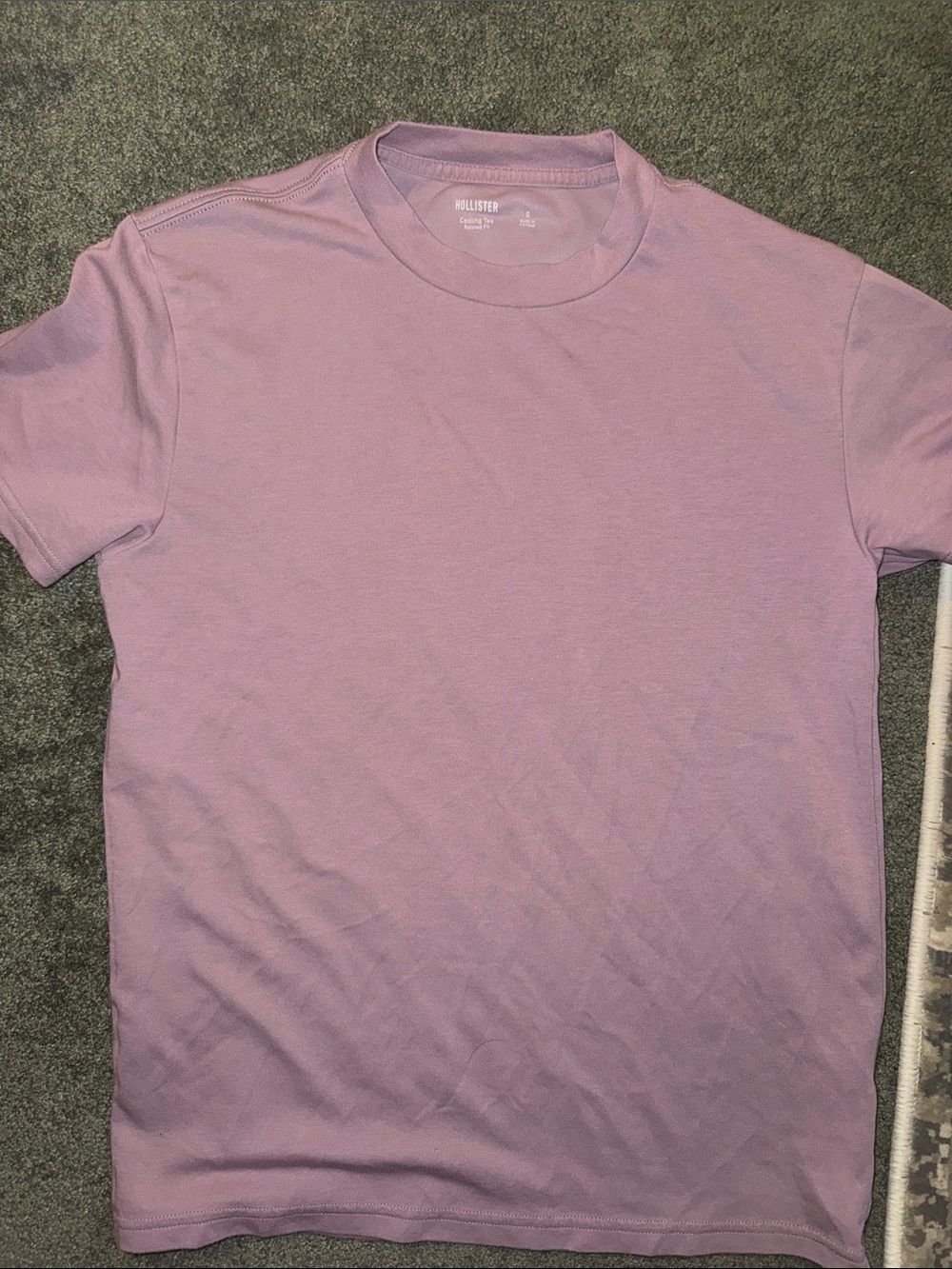 Hollister Men’s Crew Neck T-Shirt - Light Purple Cooling Tee